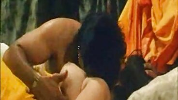 Megan filmy erotyczne macocha próbuje pomóc macosze