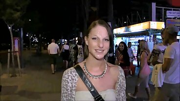 Dojrzała MILF Brandi Love przynosi miłość, darmowe sex mamuśki radość i juggs