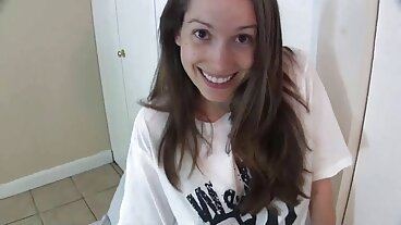 BRAZZERS filmy erotyczne matka i syn Zdzirowata Tiffany tryska gości na imprezie Potluck