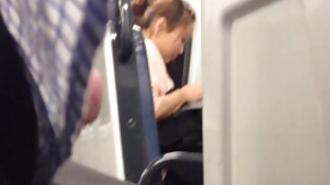 Cutie Corey tak mocno włączyła swoje ciasne spraye do darmowe galerie erotyczne cipki