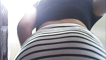 Nocne piękności robią niegrzeczne rzeczy sex zdjęcia za darmo z fajnymi kutasami